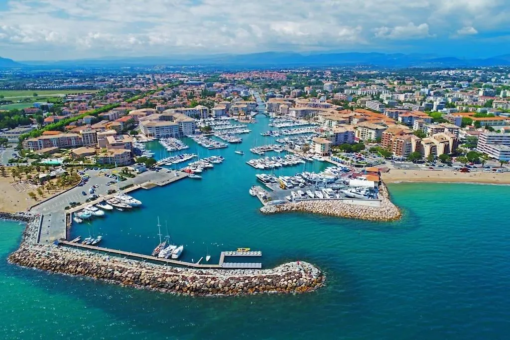 Apartment Appart Proche Mer - Piscine Saint-Raphael